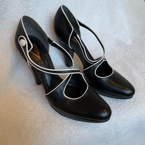 Sz 6 1/2 Vince Camuto heels black and white new never been used - Picture 5 of 9